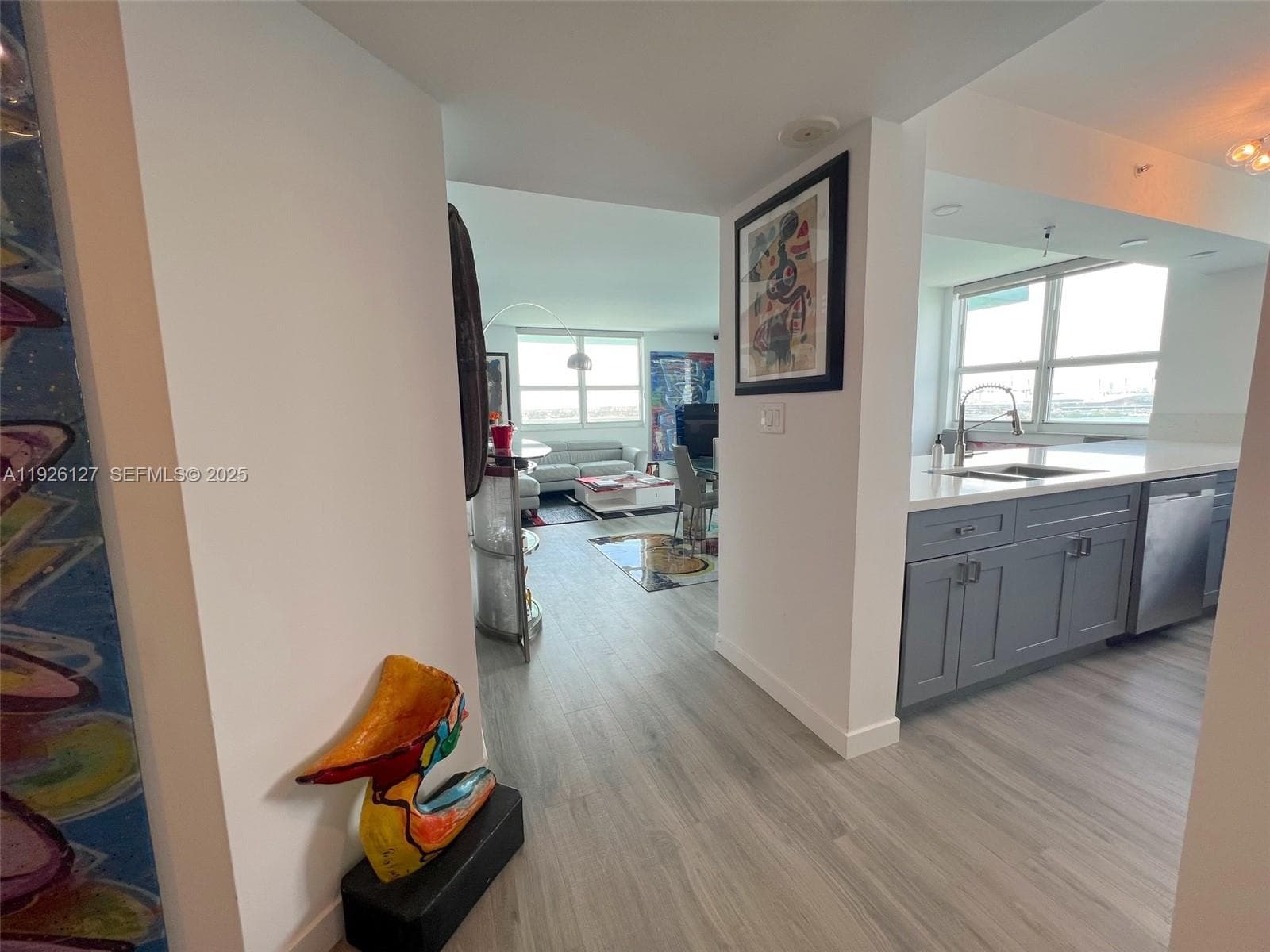 A11926127 — Miami Beach — 4