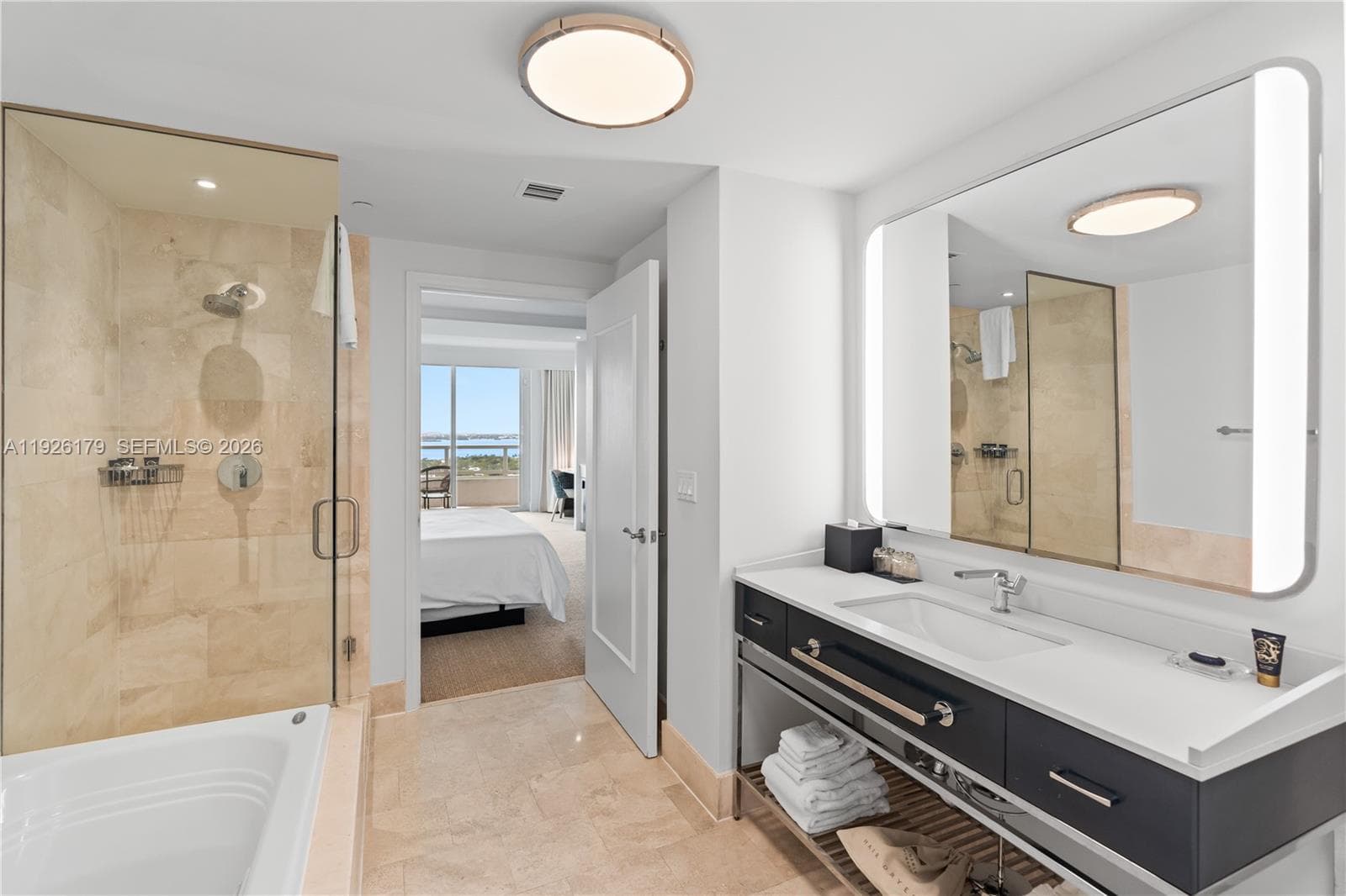A11926179 — Miami Beach — 21