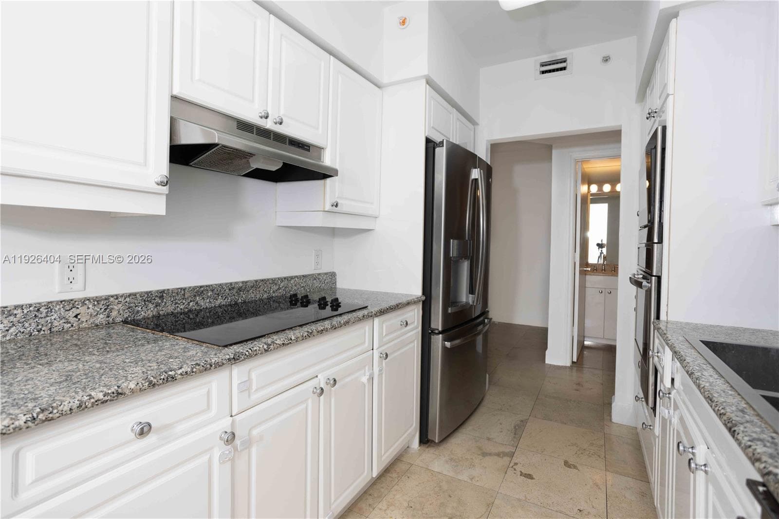 A11926404 — Miami Beach — 7
