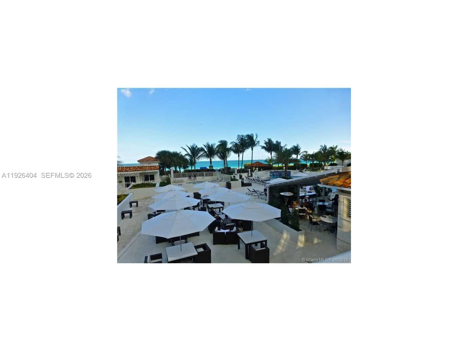 A11926404 — Miami Beach — 36