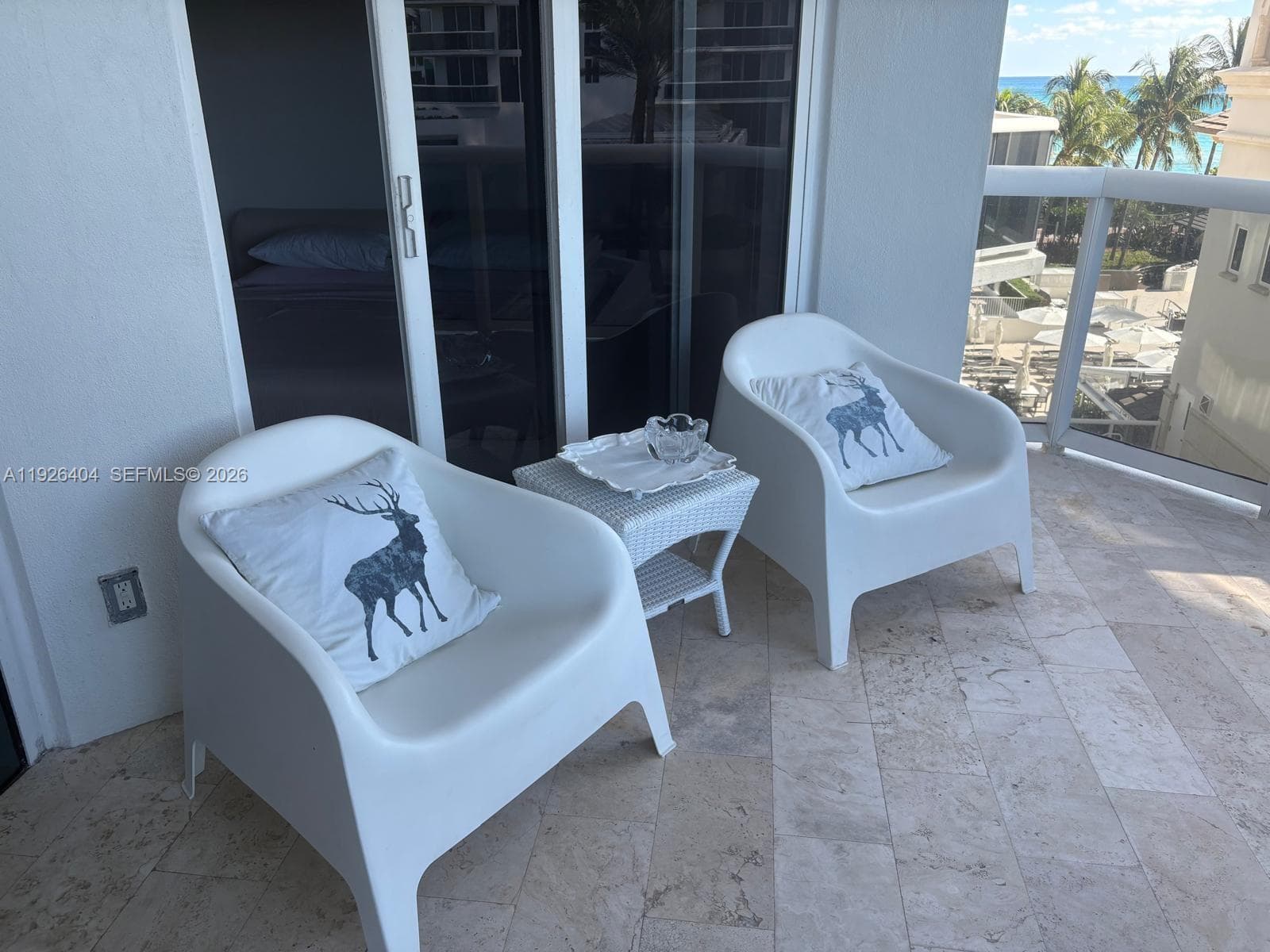 A11926404 — Miami Beach — 5