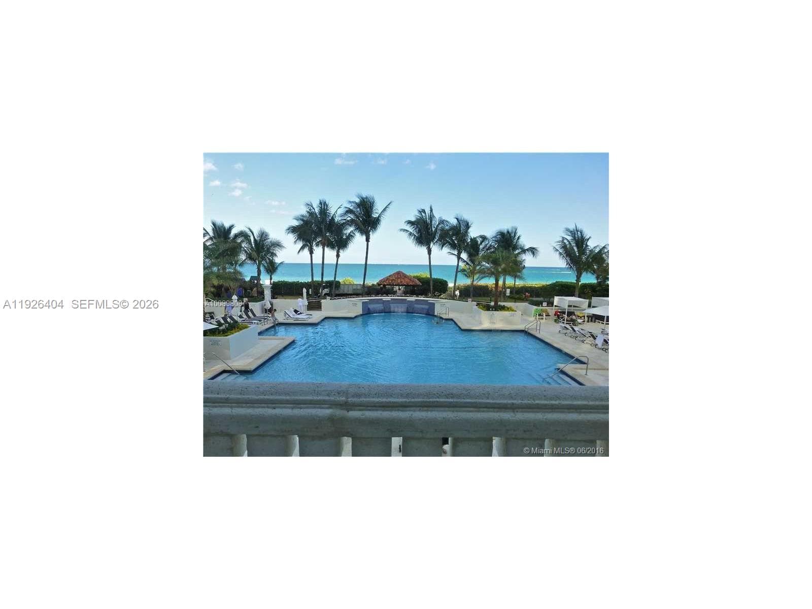 A11926404 — Miami Beach — 34