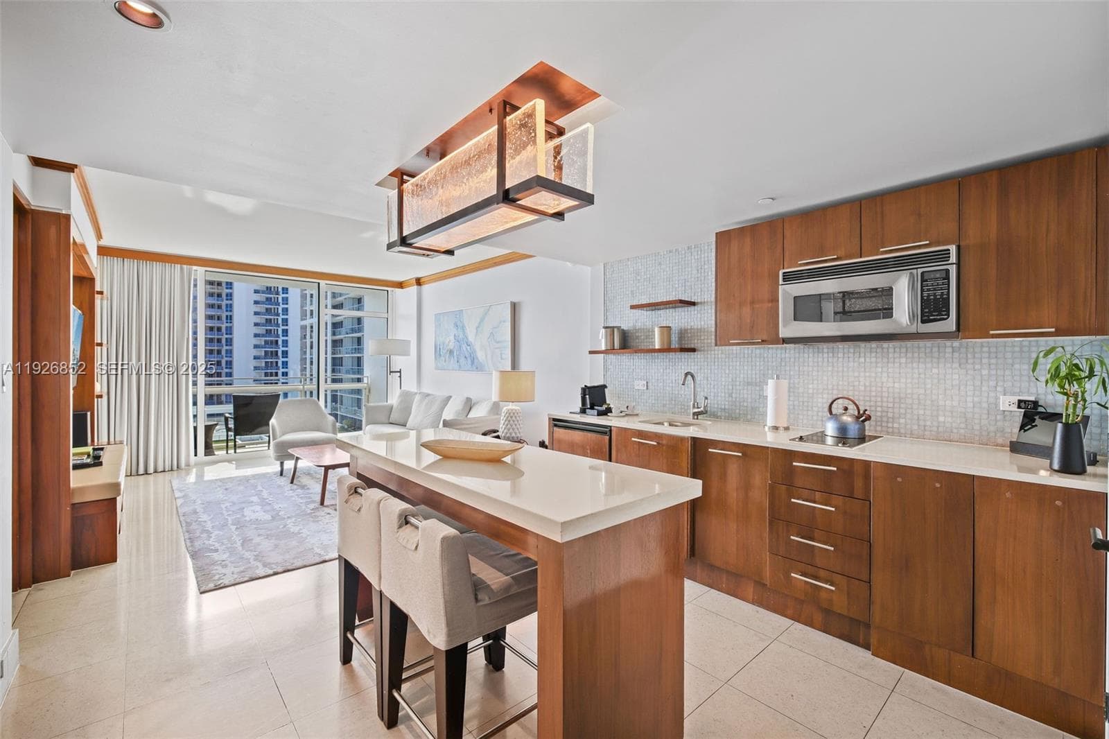 A11926852 — Miami Beach — 2