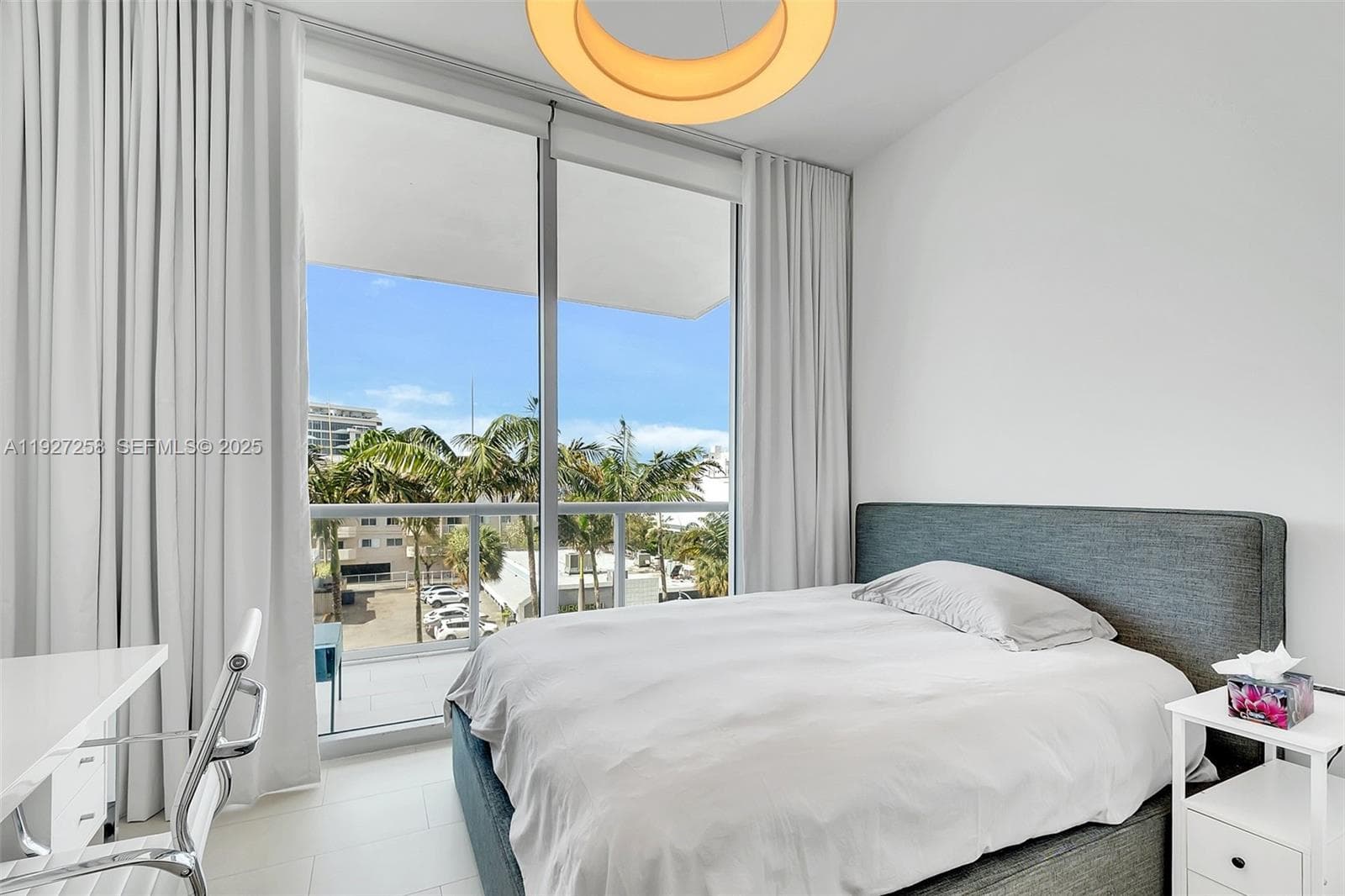 A11927258 — Miami Beach — 15