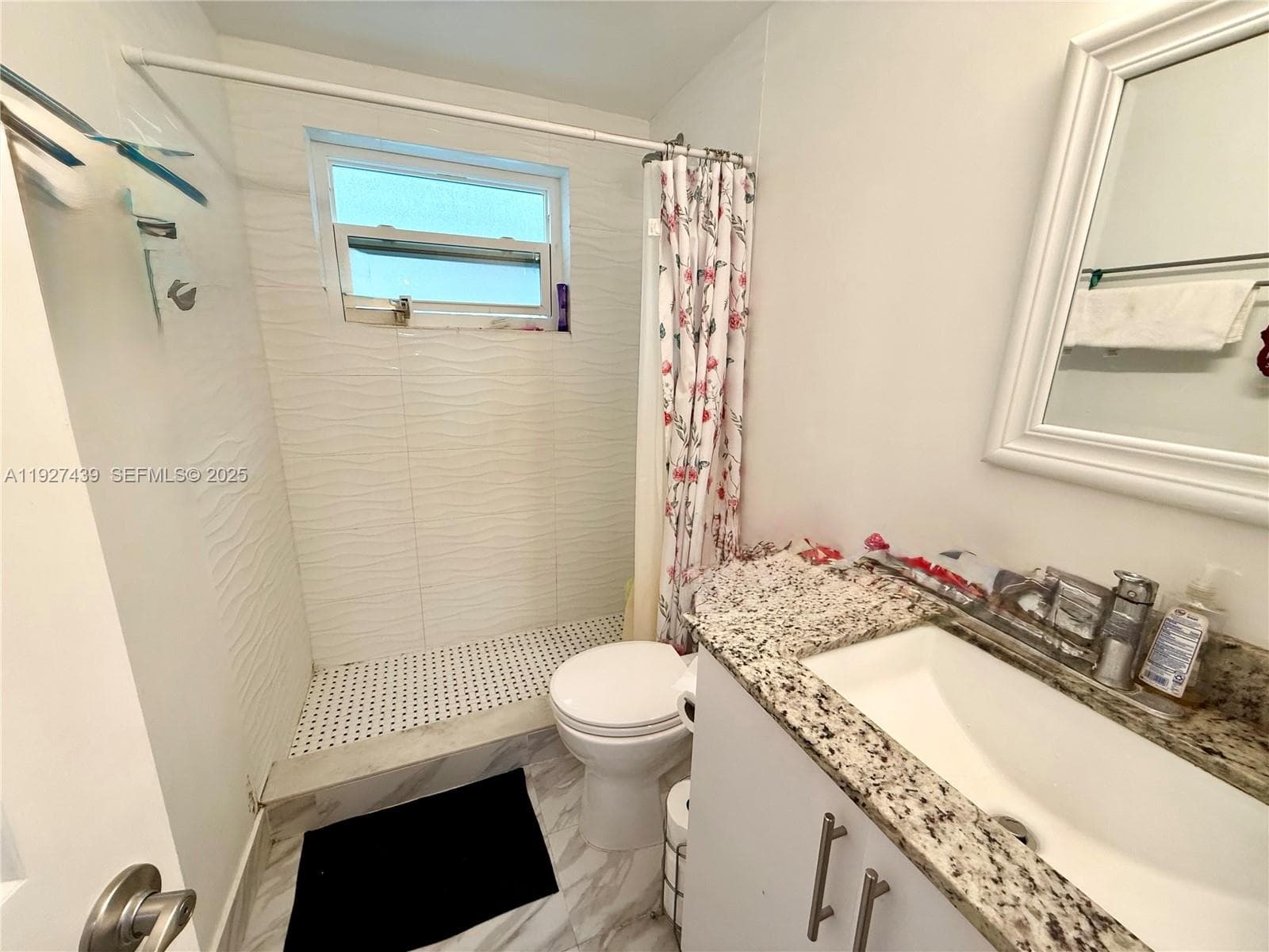A11927439 — Miami Beach — 10