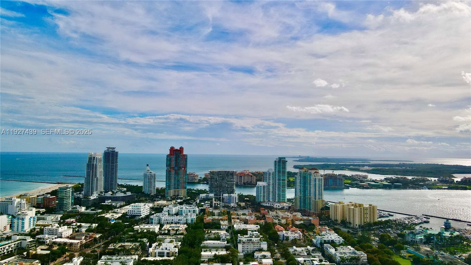 A11927439 — Miami Beach — 14