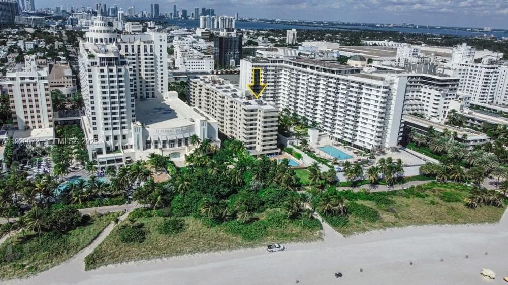 A11928072 — Miami Beach — 3