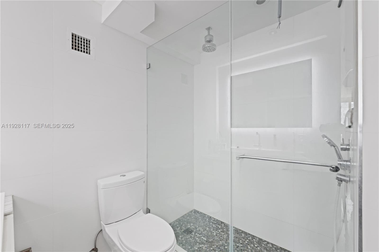 A11928117 — Miami Beach — 18