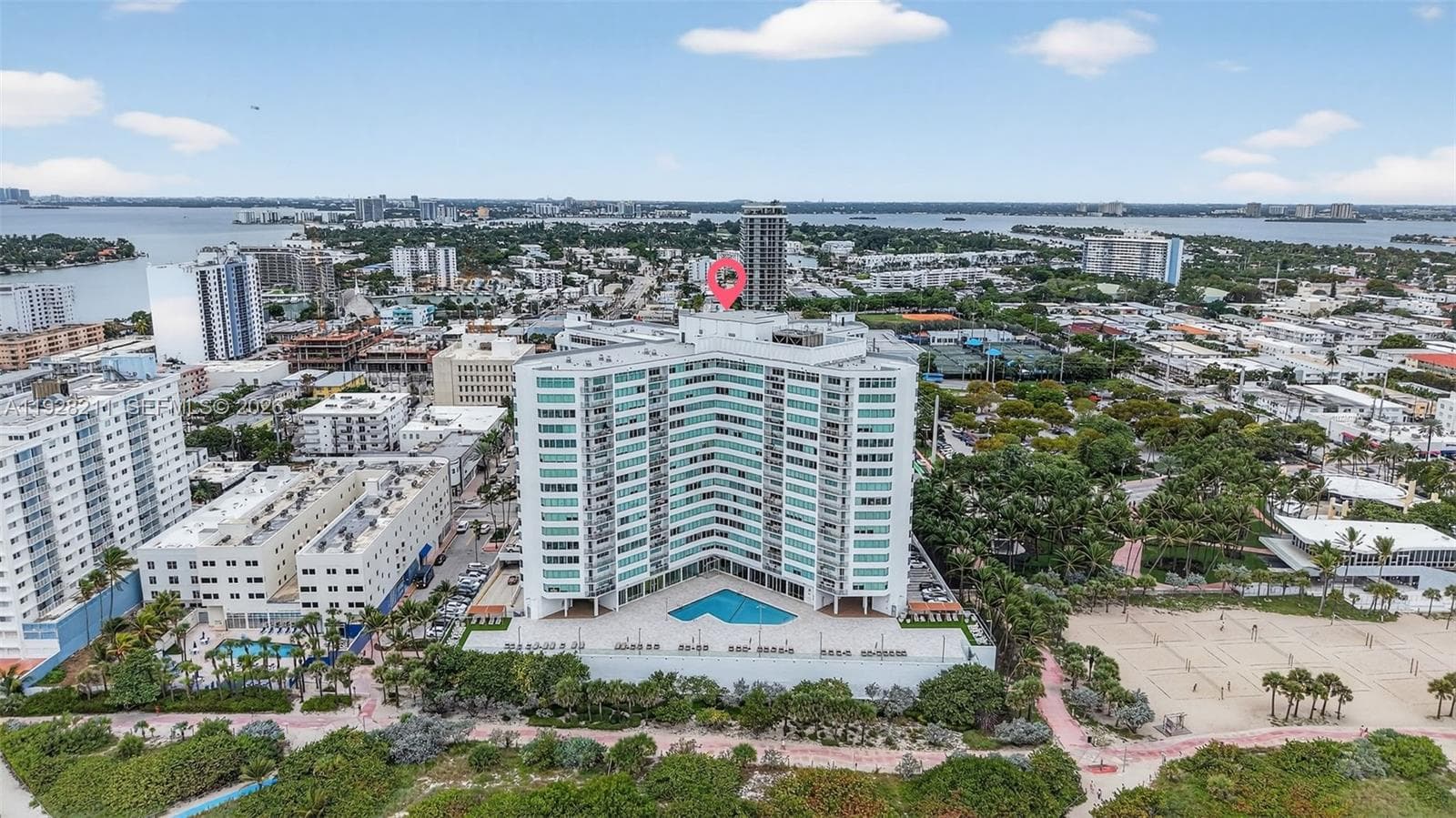 A11928211 — Miami Beach — 32