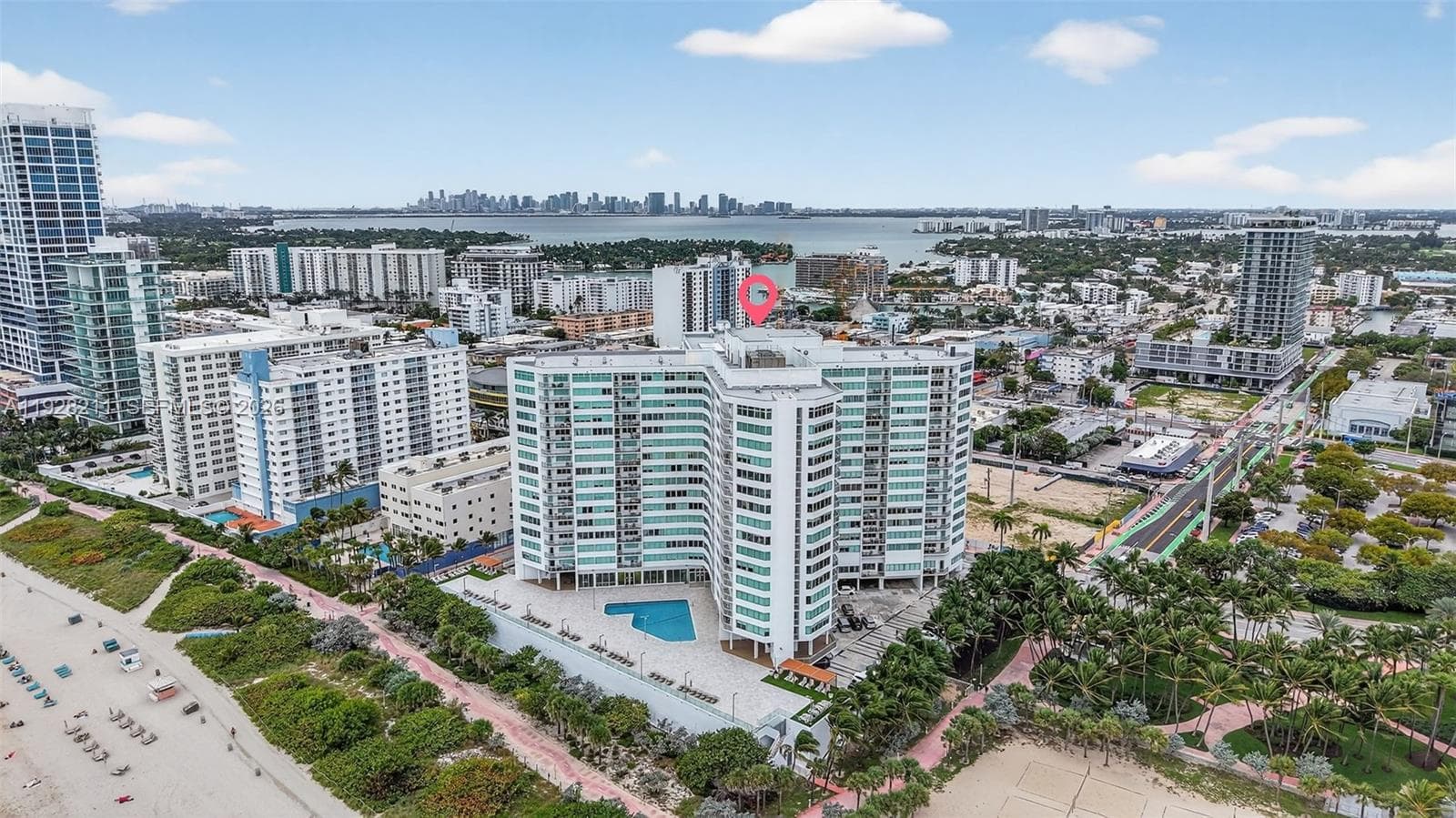 A11928211 — Miami Beach — 33