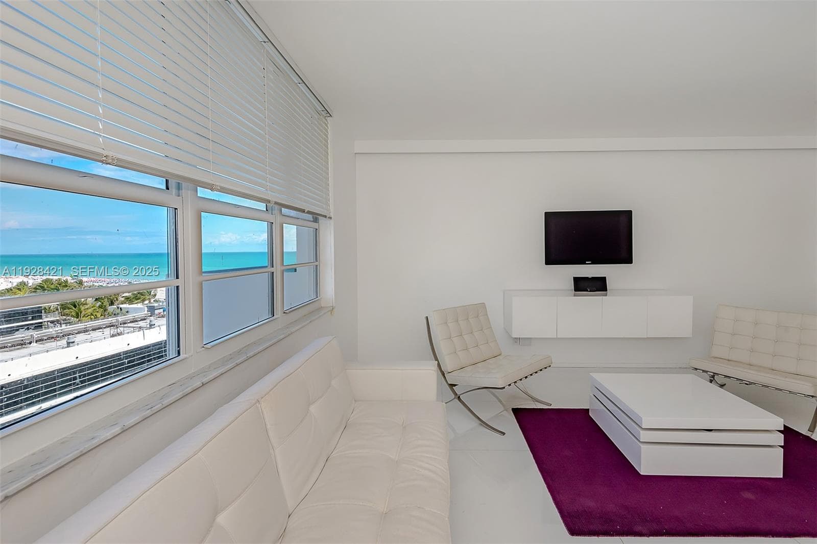 A11928421 — Miami Beach — 11