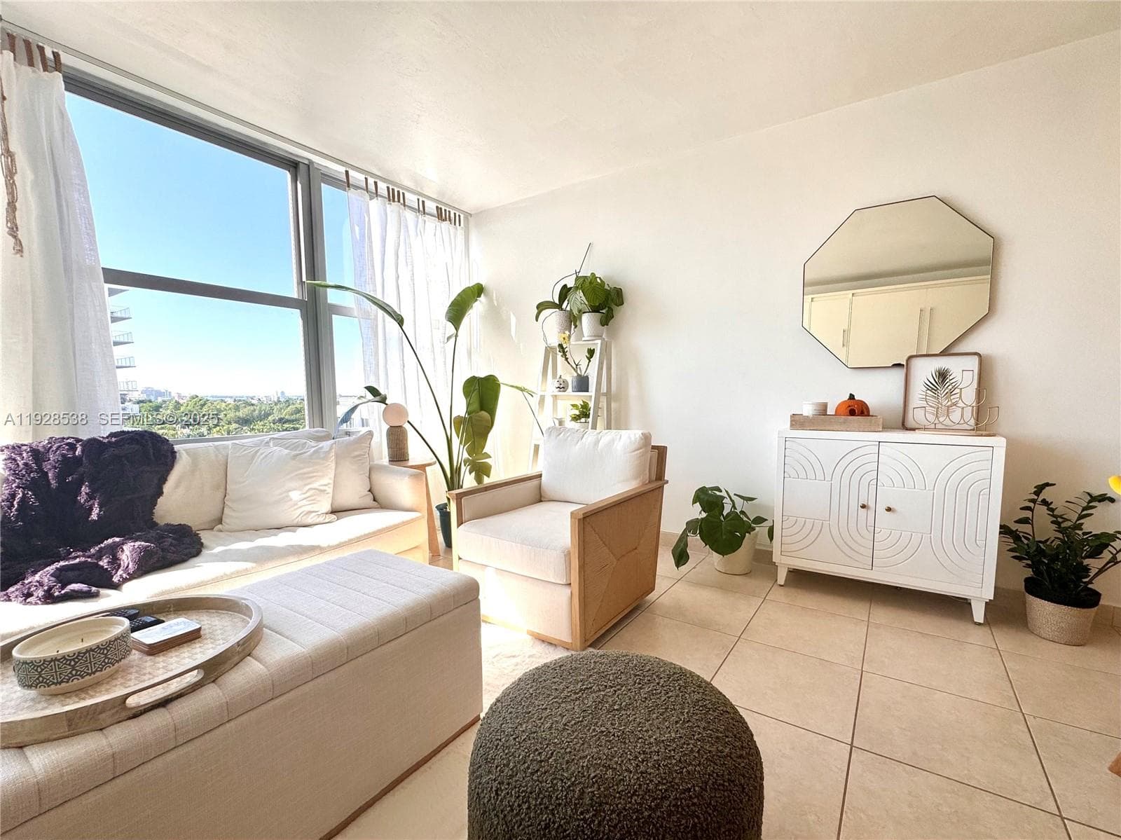 A11928538 — Miami Beach — 5