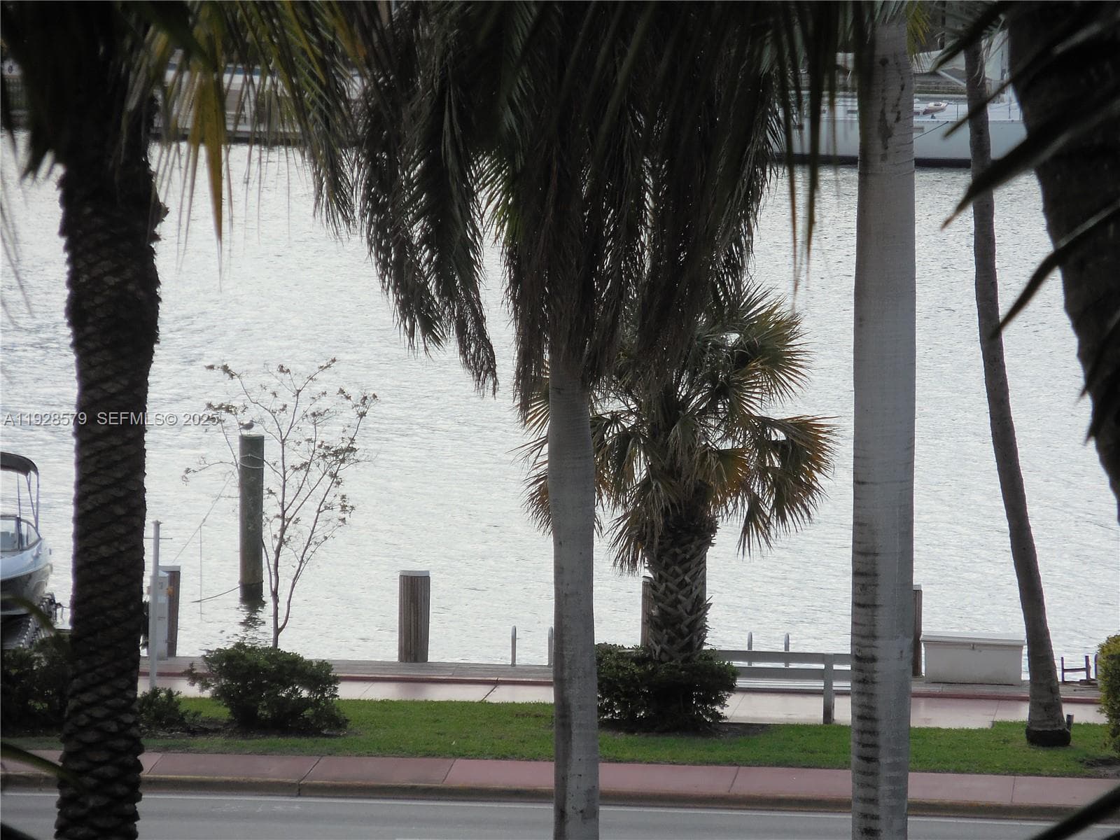 A11928579 — Miami Beach — 27