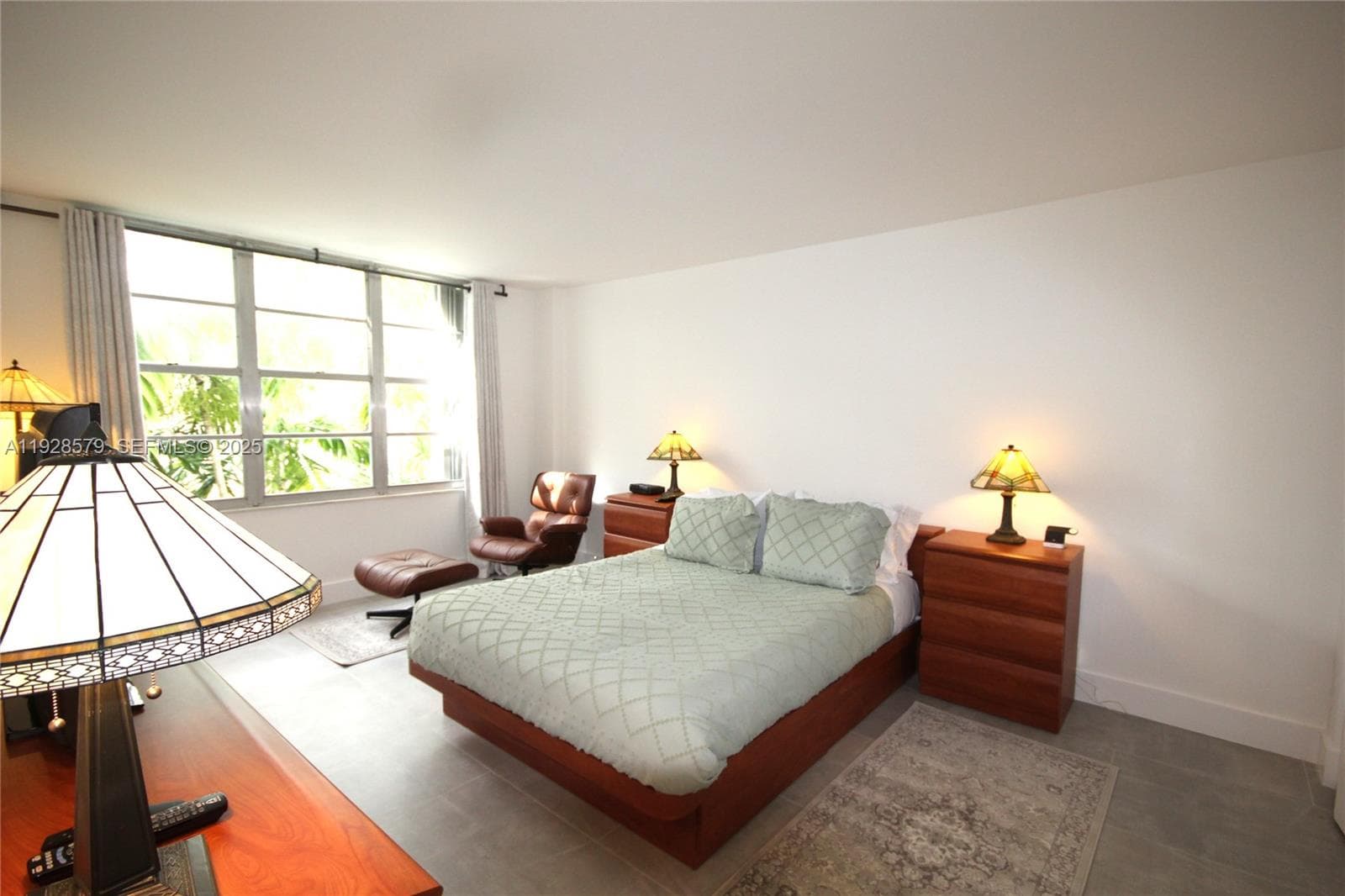 A11928579 — Miami Beach — 19