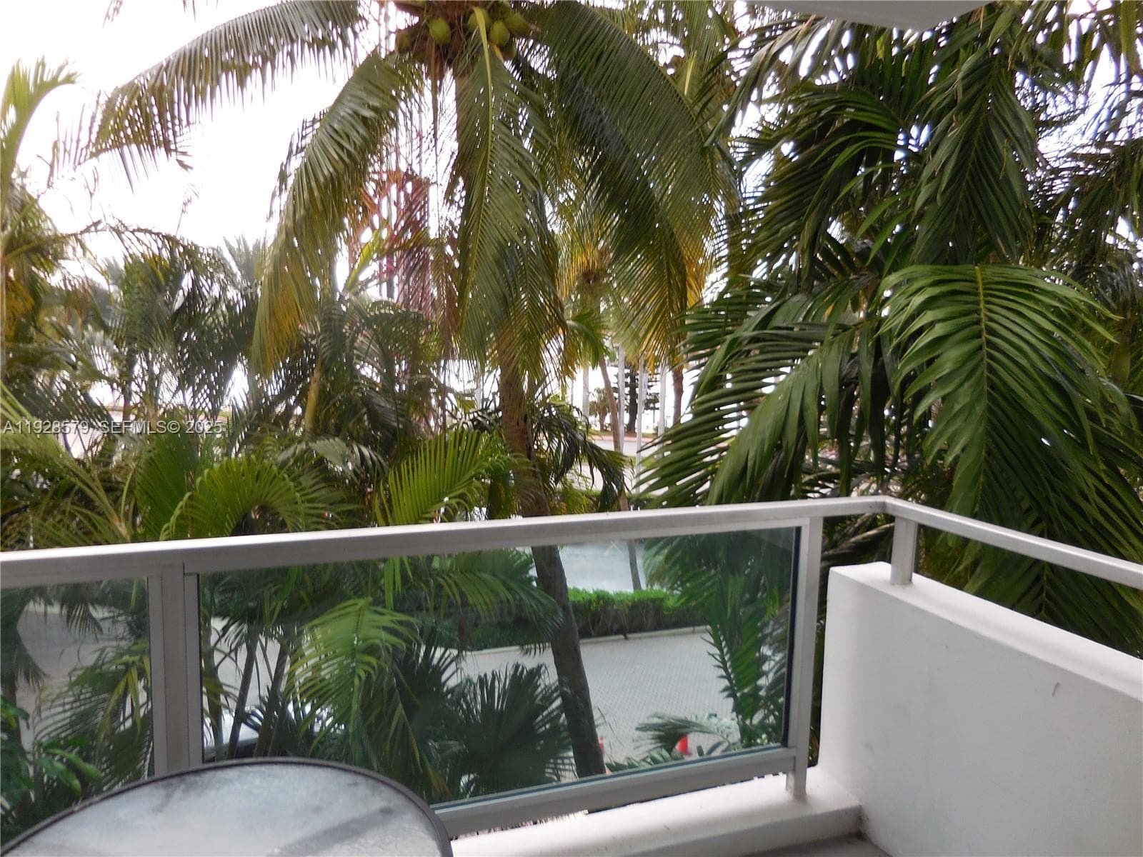 A11928579 — Miami Beach — 8