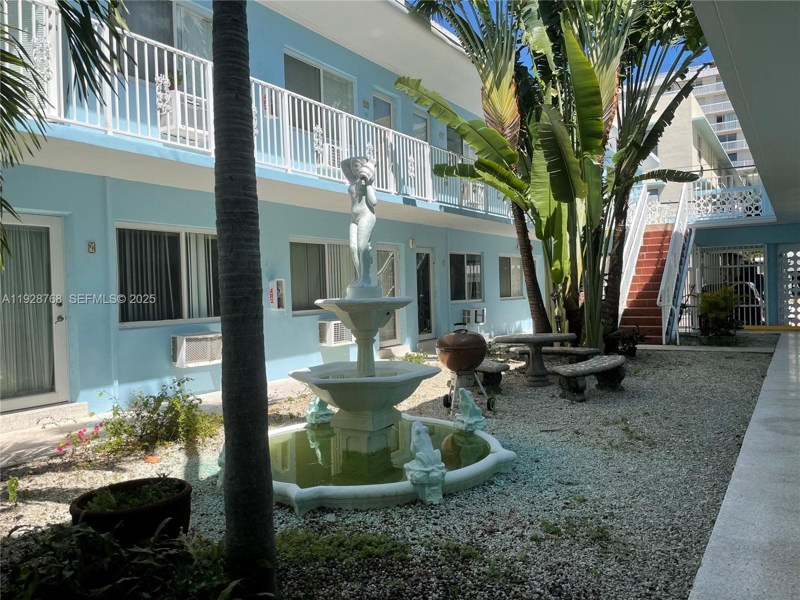 A11928768 — Miami Beach — 26