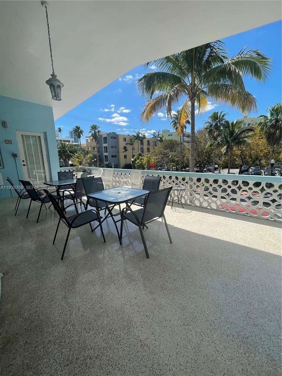 A11928768 — Miami Beach — 31