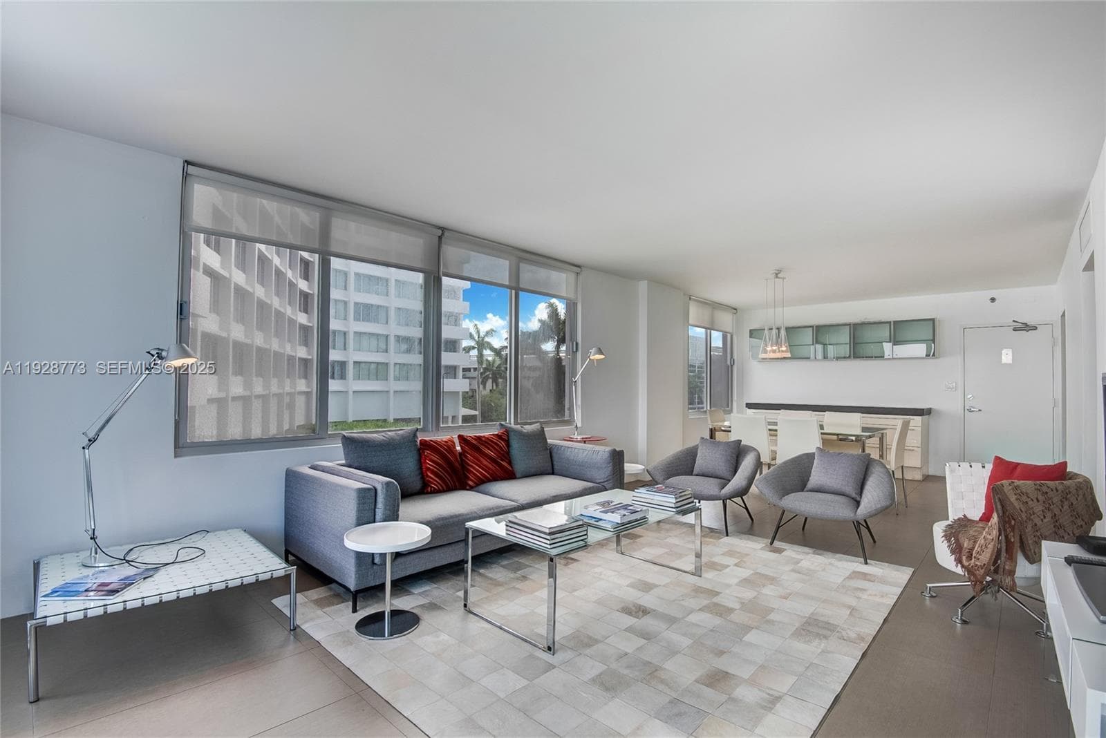 A11928773 — Miami Beach — 9