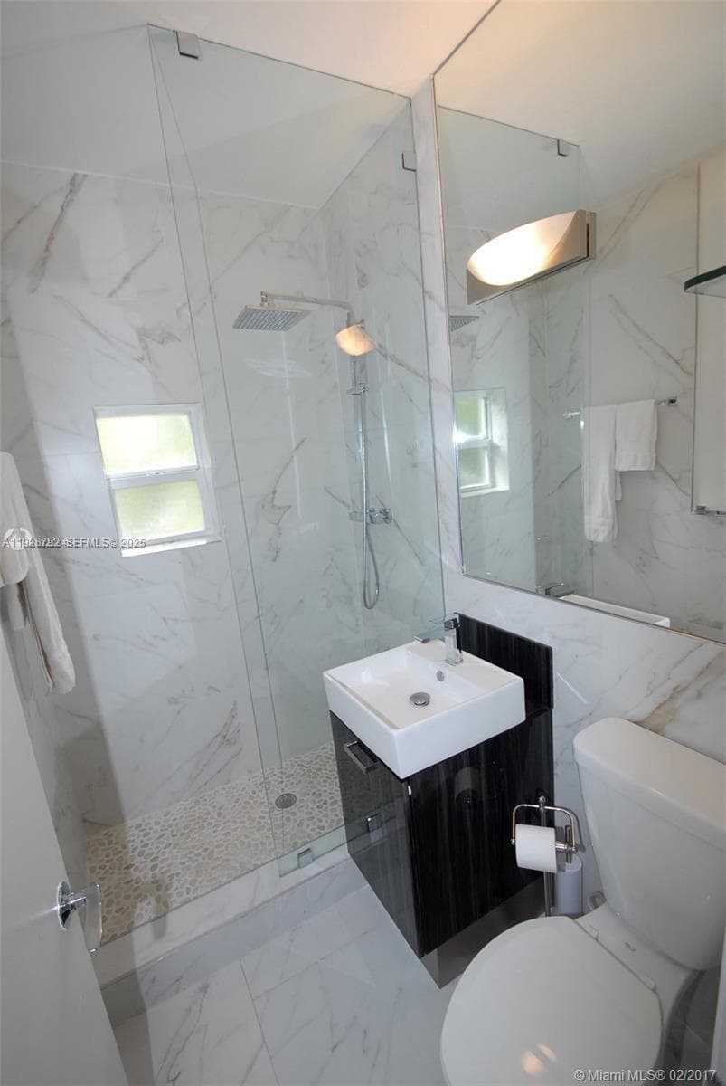 A11928792 — Miami Beach — 6