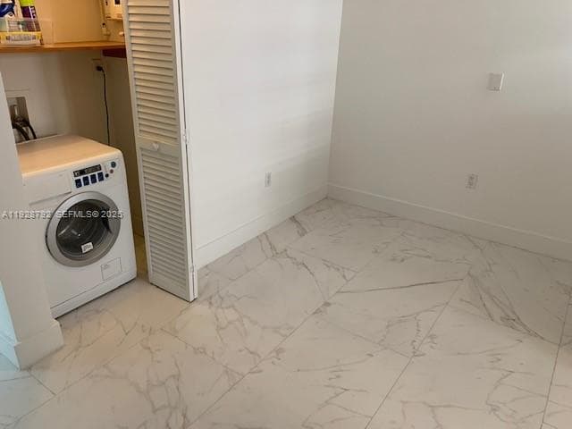 A11928792 — Miami Beach — 9