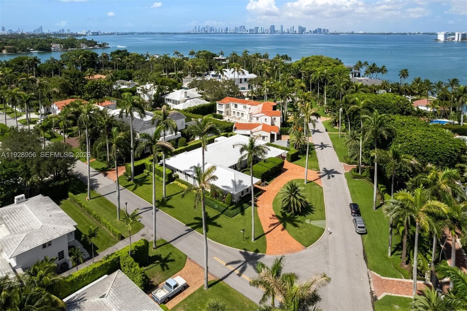 A11928956 — Miami Beach — 2