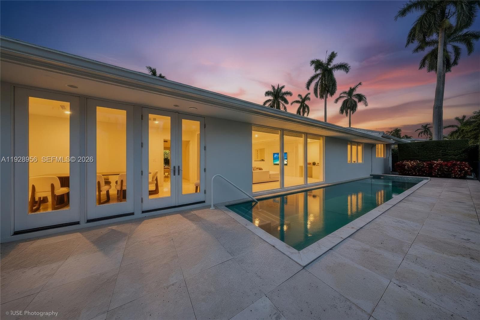 A11928956 — Miami Beach — 39