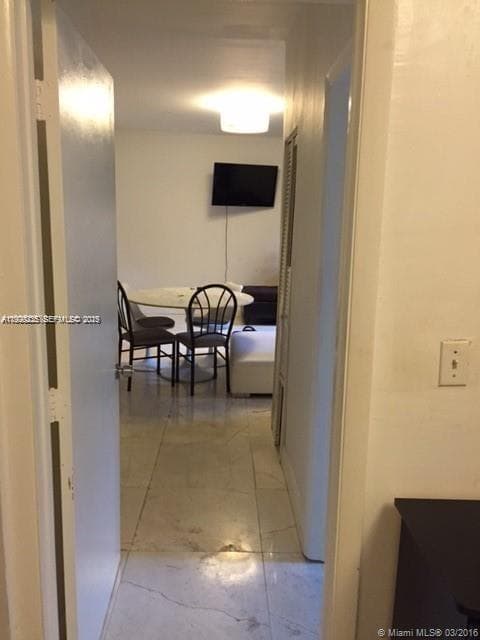 A11929235 — Miami Beach — 4