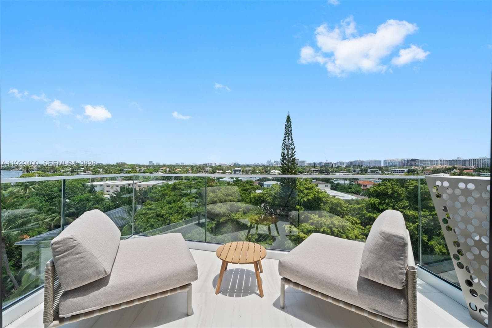 A11929400 — Miami Beach — 4