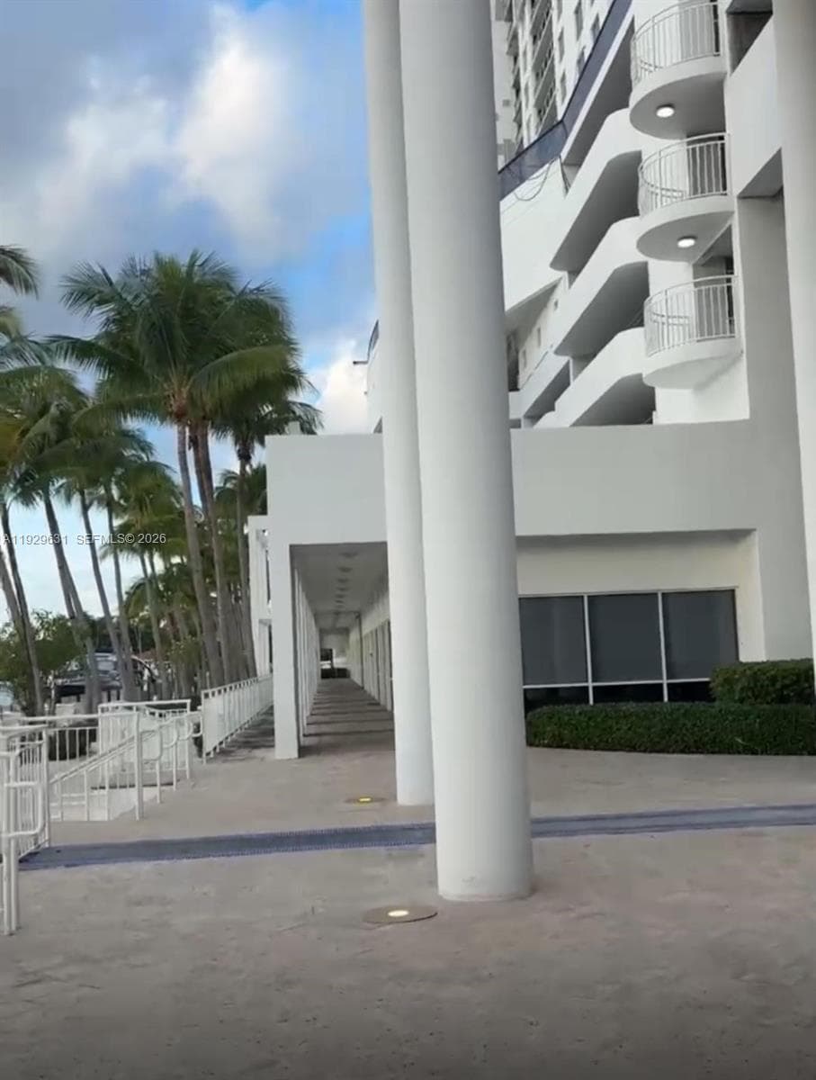 A11929631 — Miami Beach — 4