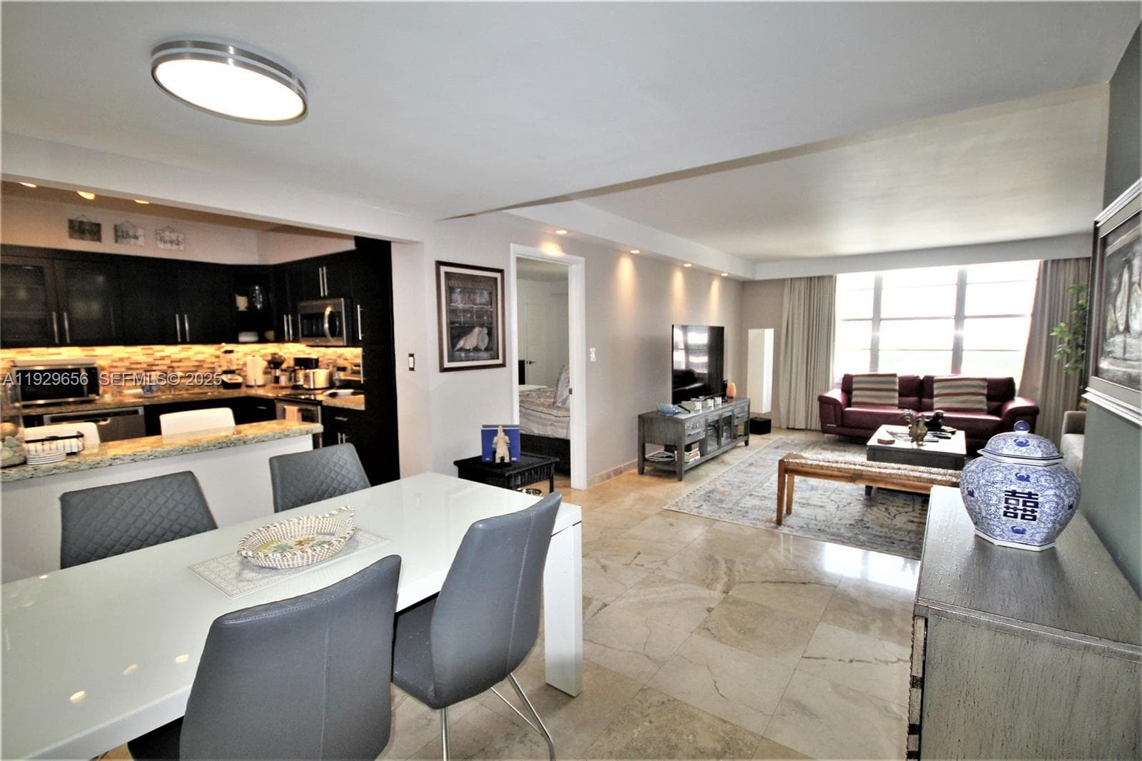 A11929656 — Miami Beach — 2