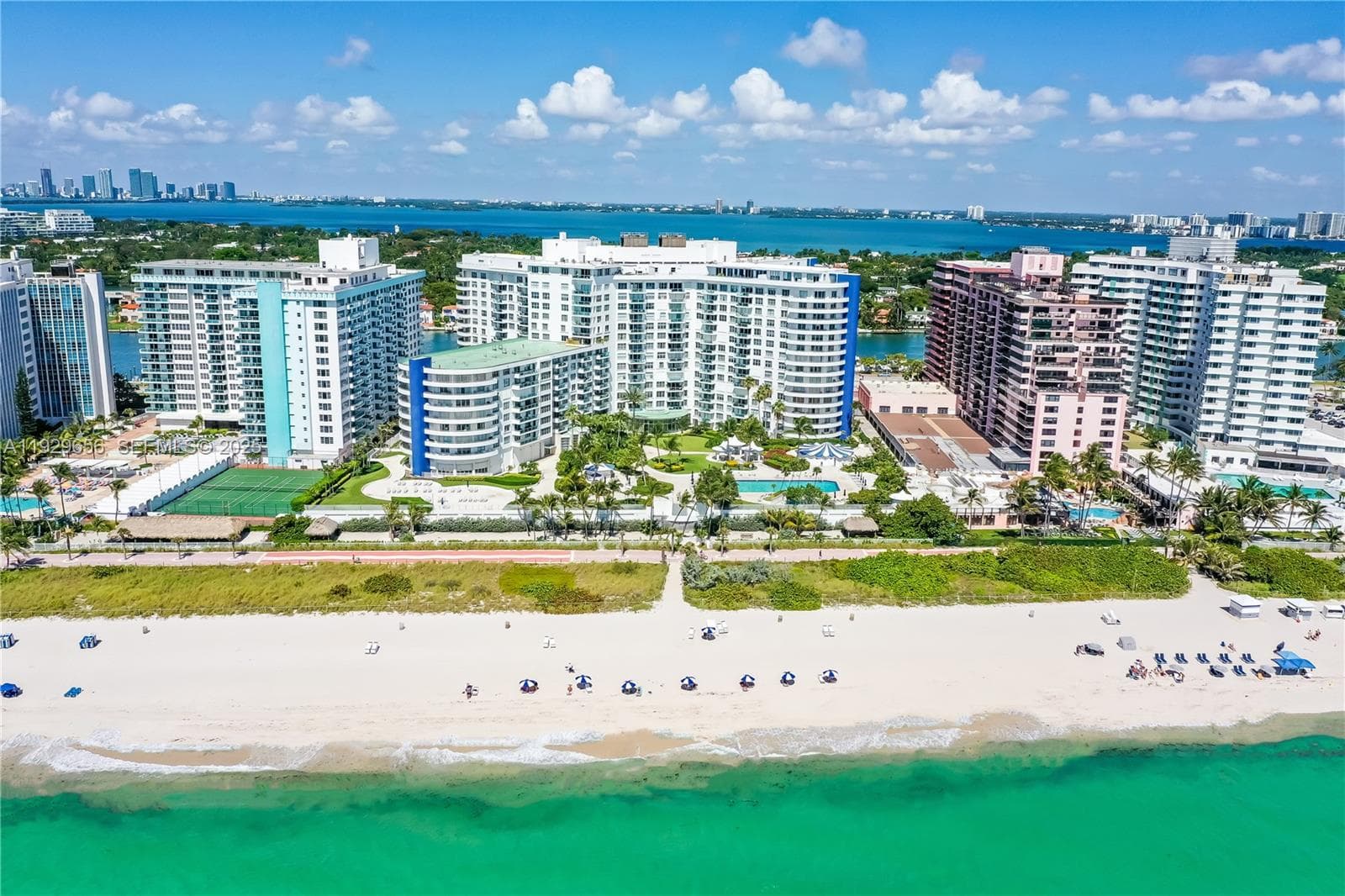 A11929656 — Miami Beach — 42