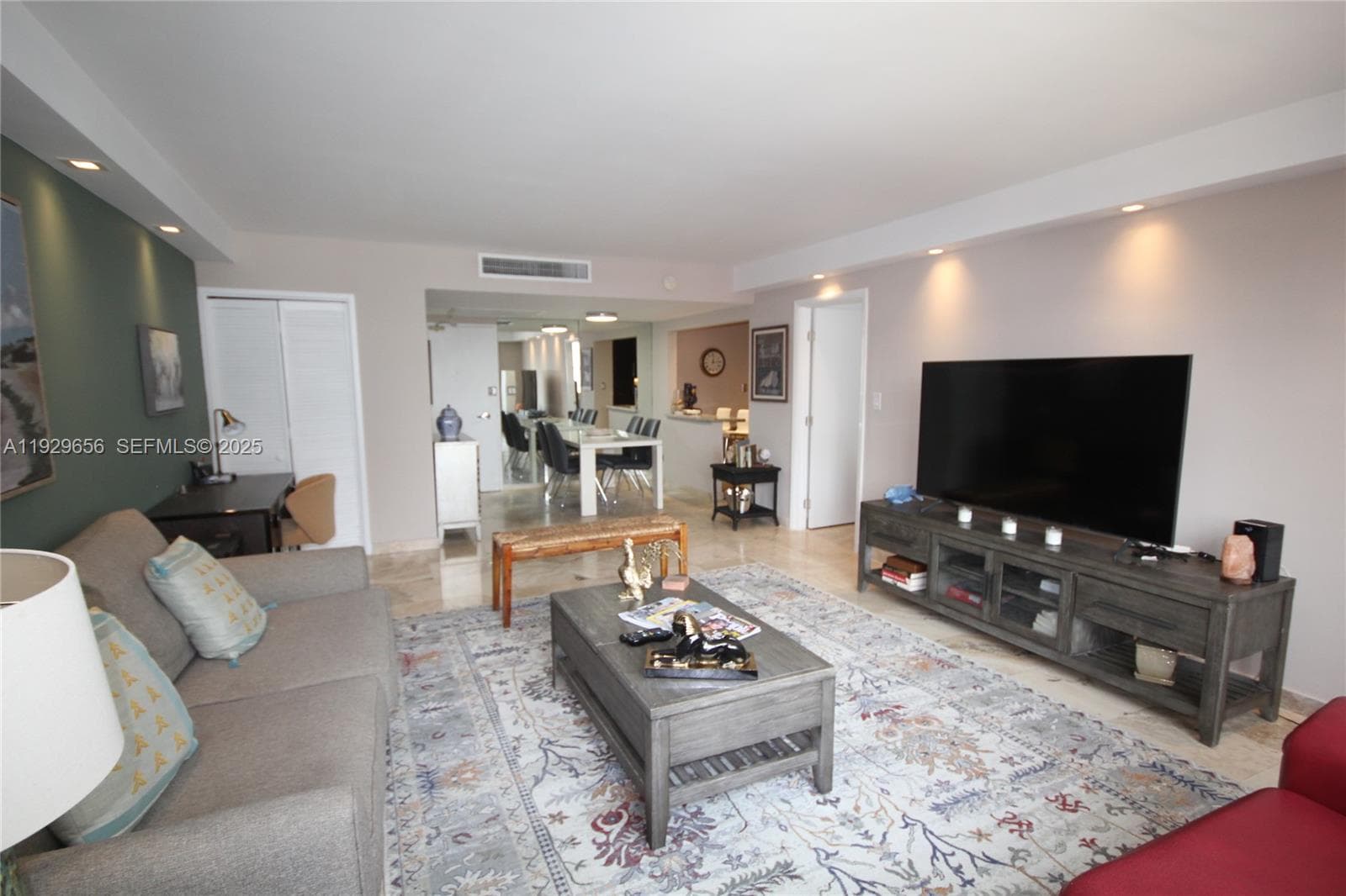 A11929656 — Miami Beach — 5