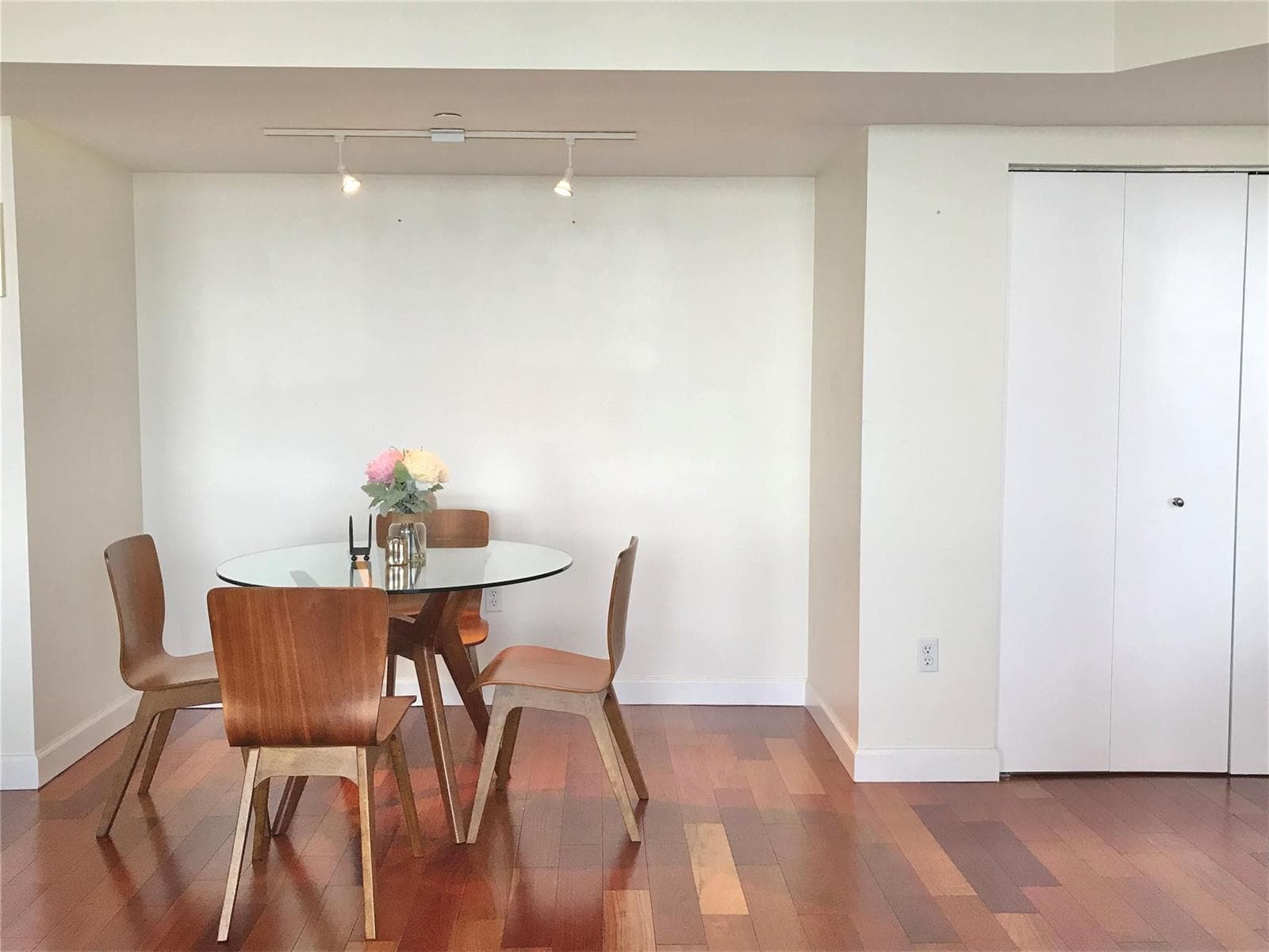 F10540817 — Miami Beach — 12