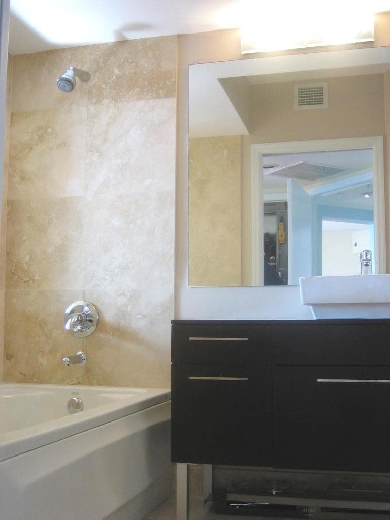 F10540817 — Miami Beach — 22