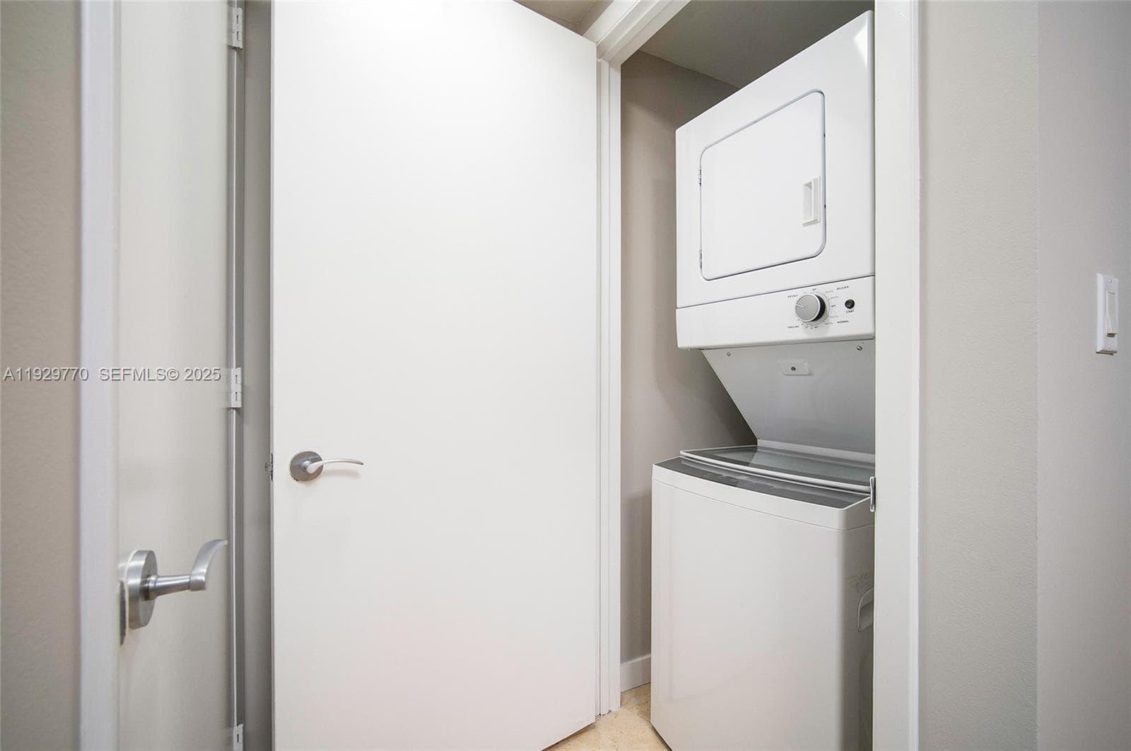 A11929770 — Miami Beach — 22