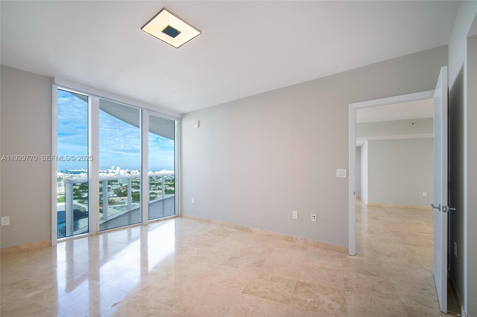 A11929770 — Miami Beach — 19