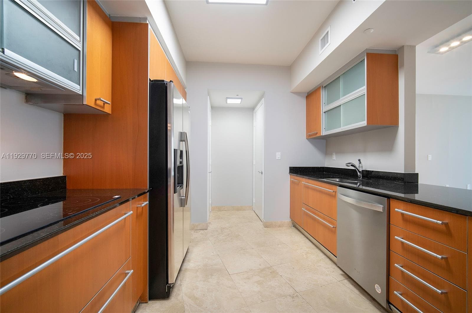 A11929770 — Miami Beach — 8