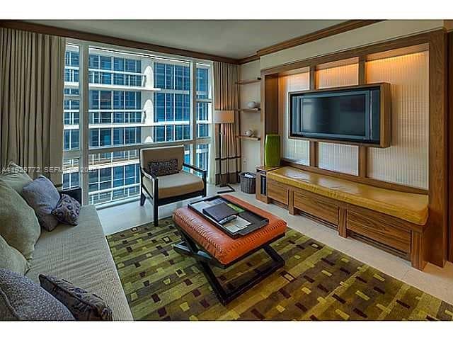 A11929772 — Miami Beach — 15