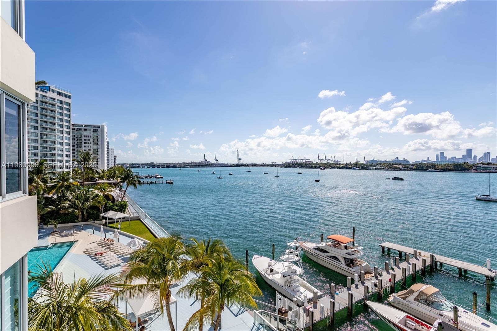 A11930056 — Miami Beach — 22