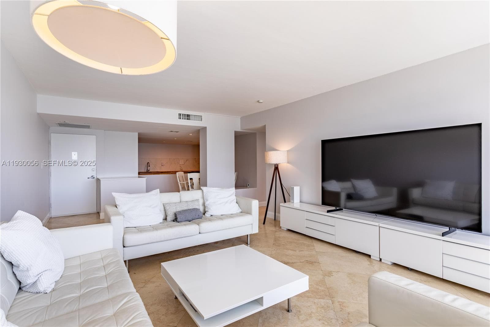 A11930056 — Miami Beach — 3
