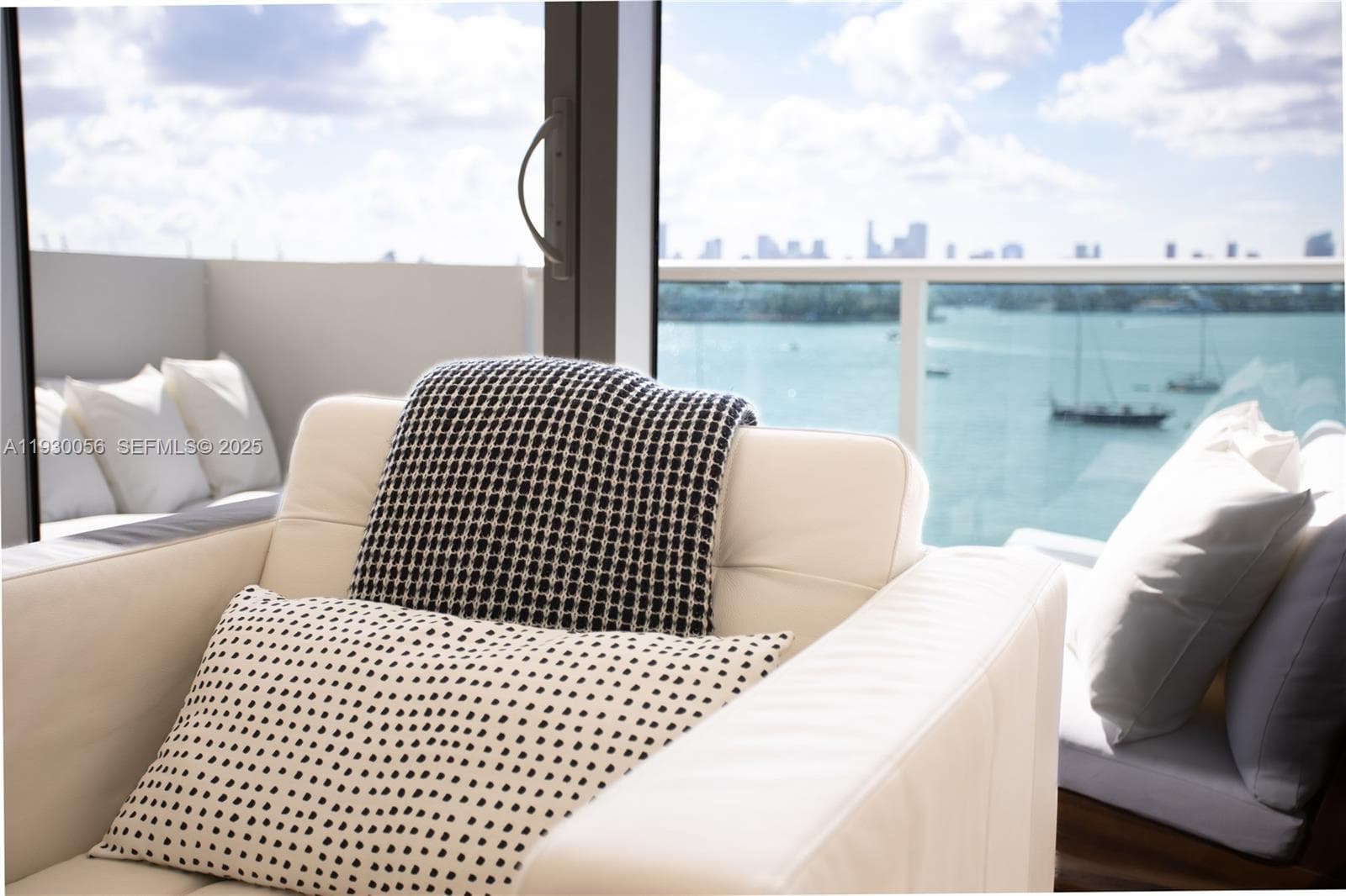 A11930056 — Miami Beach — 5