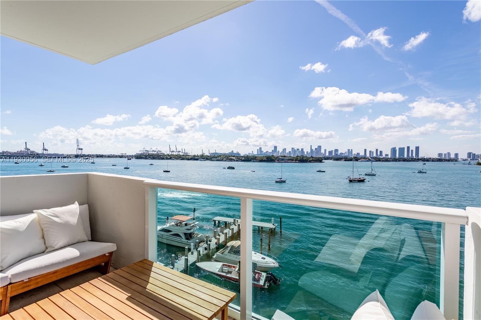 A11930056 — Miami Beach — 20