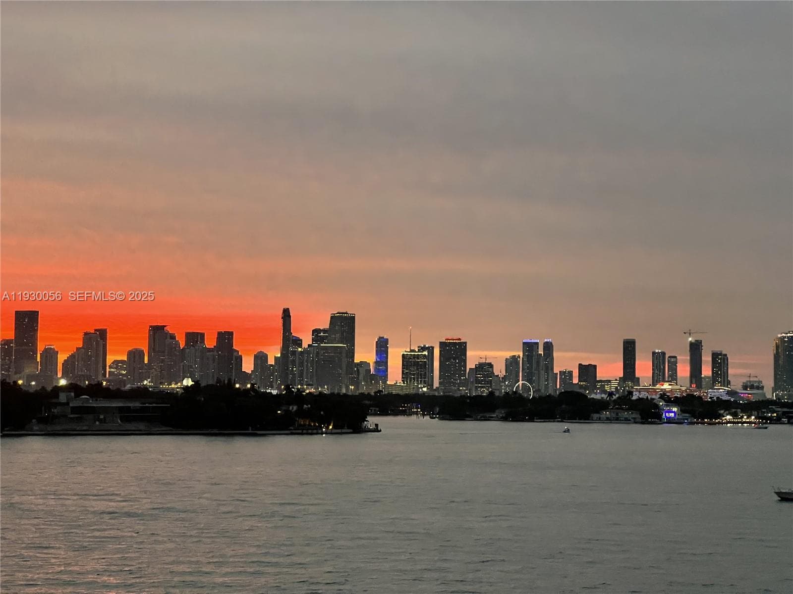 A11930056 — Miami Beach — 33