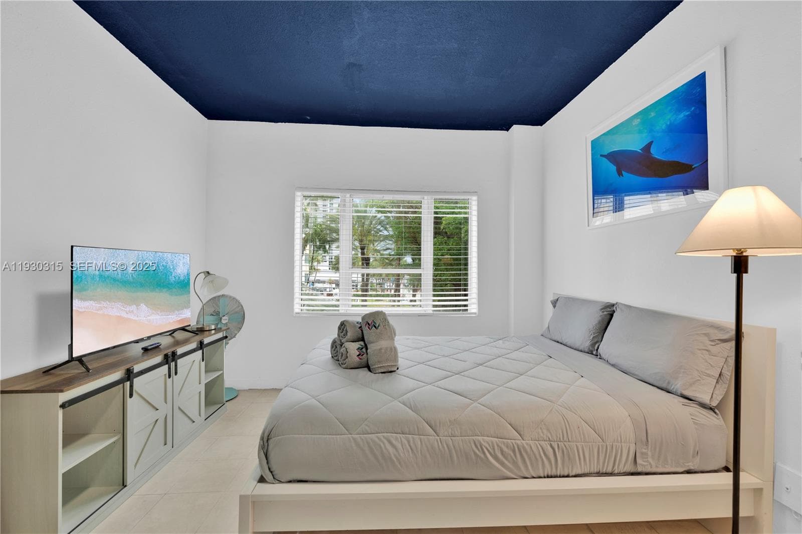A11930315 — Miami Beach — 3