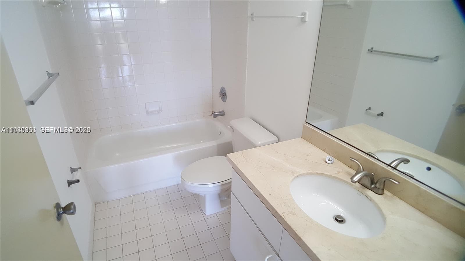 A11930363 — Miami Beach — 27