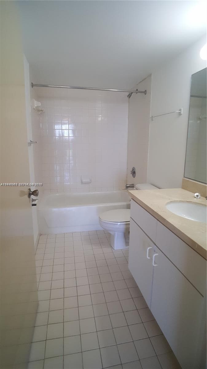 A11930363 — Miami Beach — 17