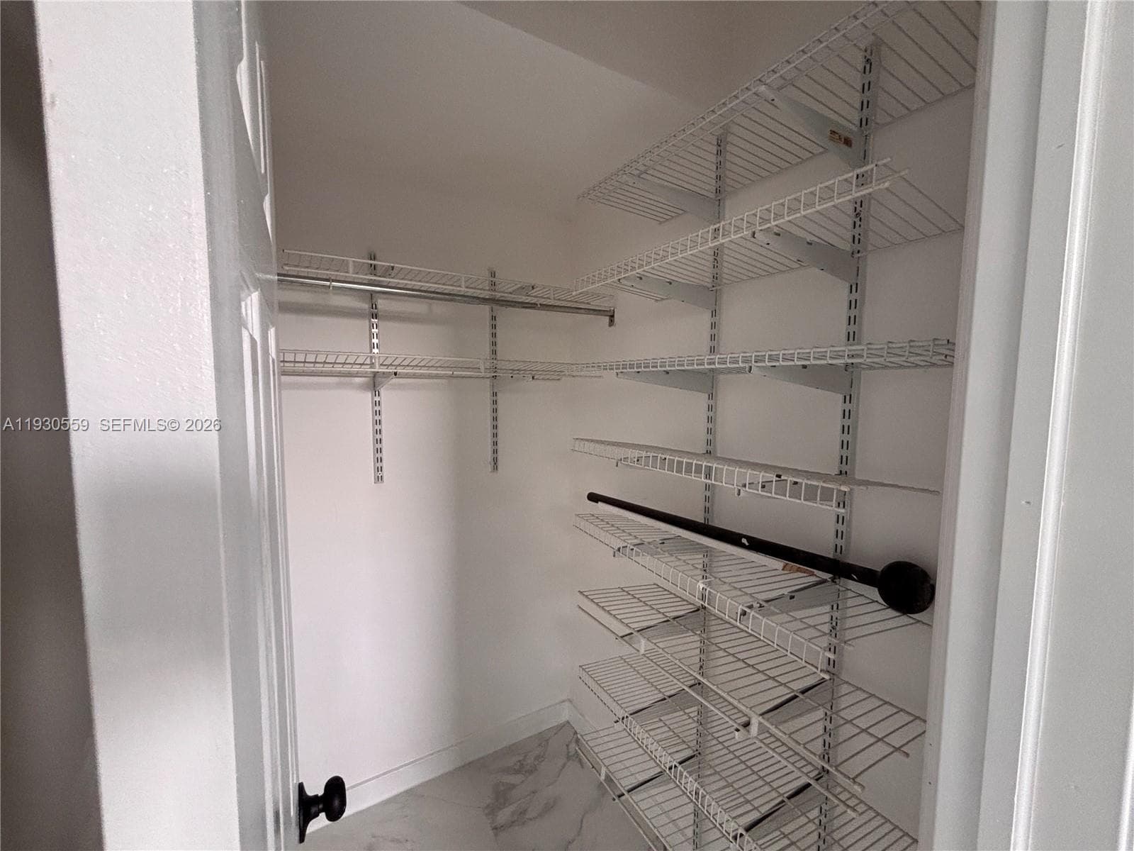 A11930559 — Miami Beach — 11