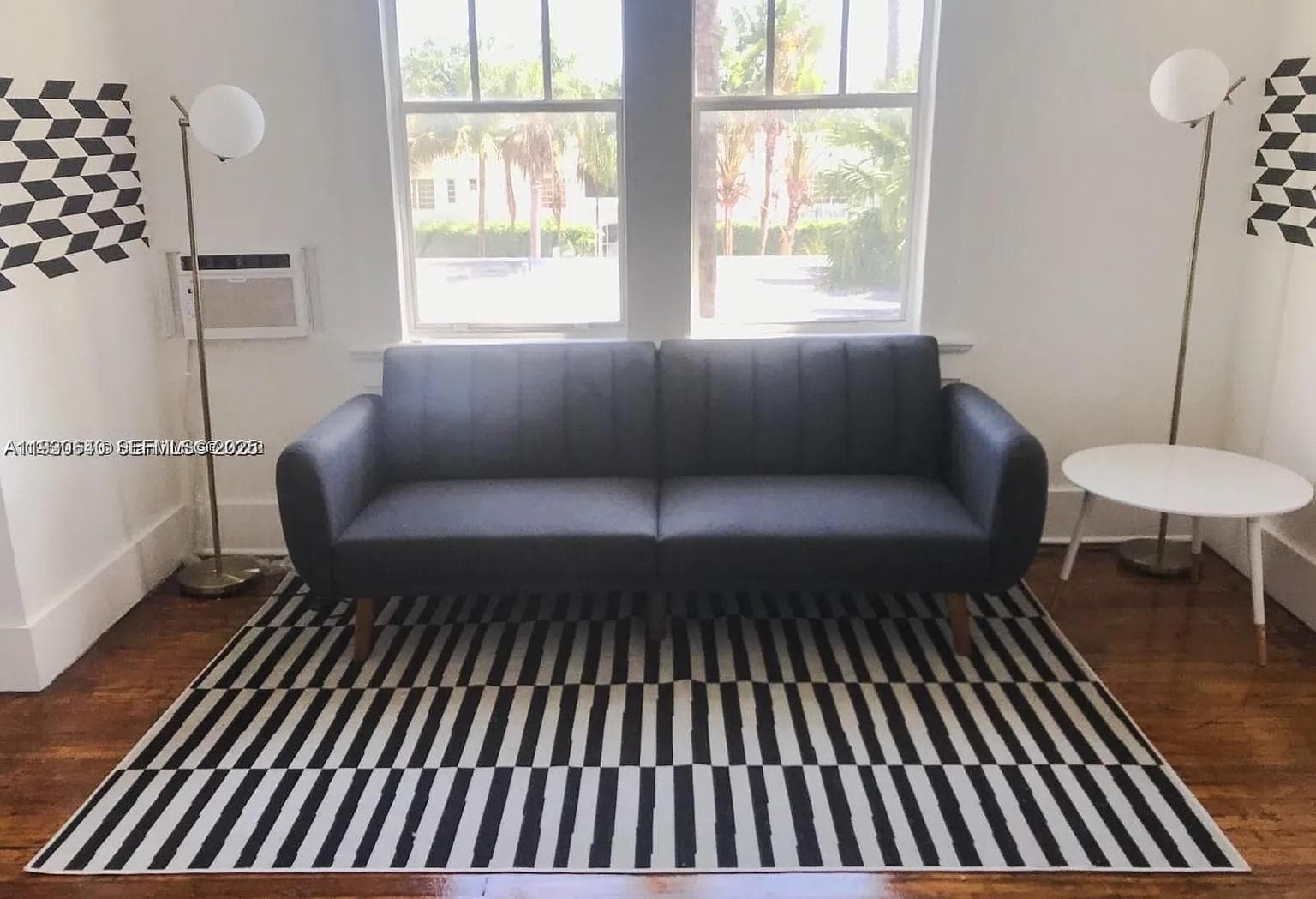 A11930640 — Miami Beach