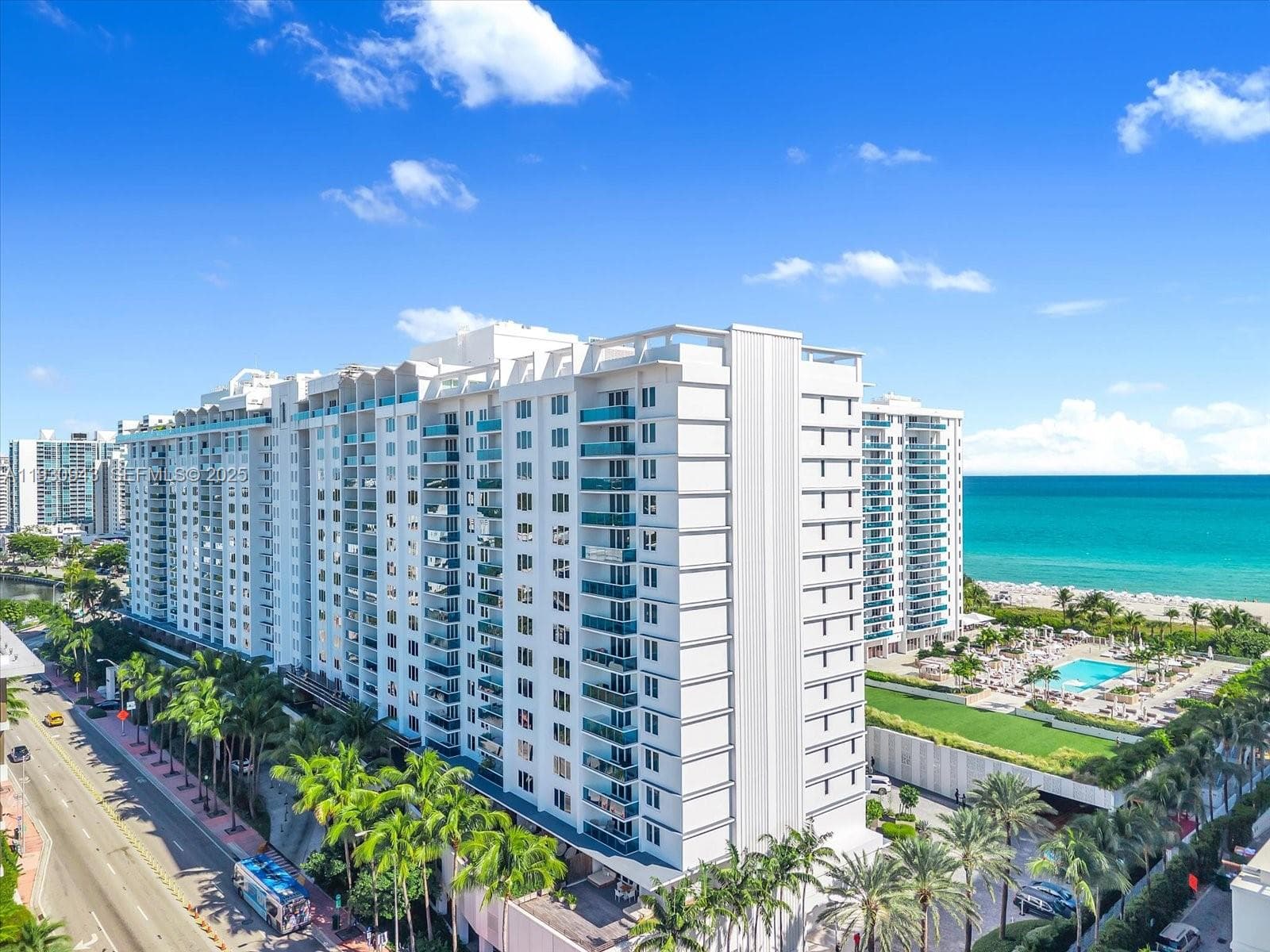 A11930943 — Miami Beach — 19