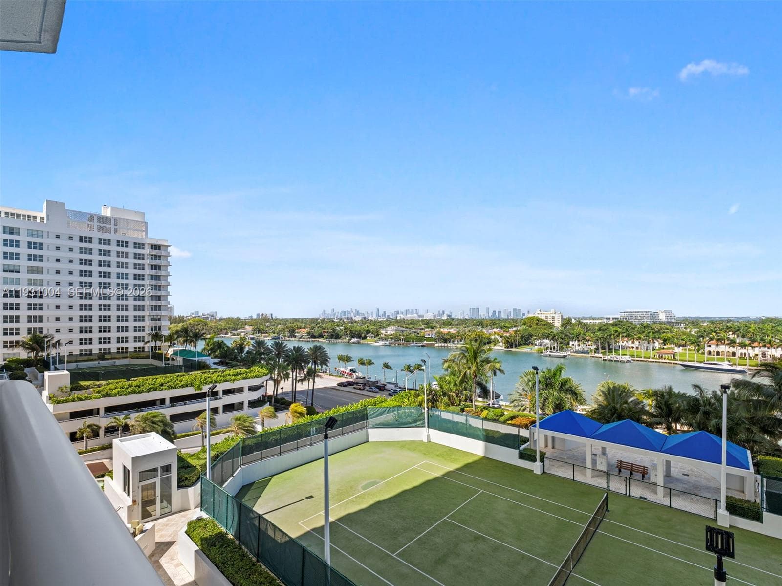 A11931004 — Miami Beach — 25